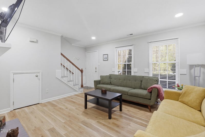 725 Charleston Rd, Raleigh, NC 27606