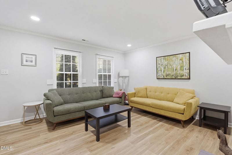 725 Charleston Rd, Raleigh, NC 27606