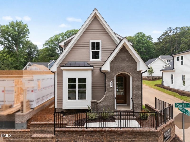 728 Powell Dr, Raleigh, NC 27606