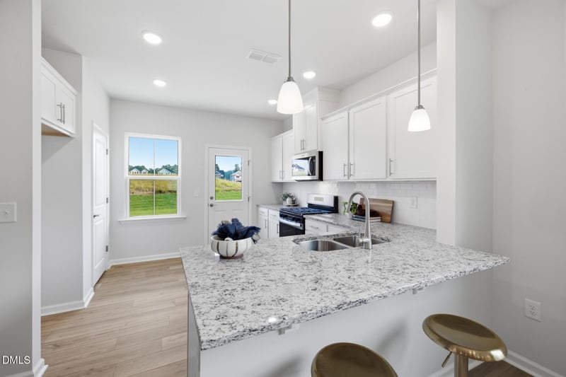 729 Branthurst Dr, Fuquay Varina, NC 27526