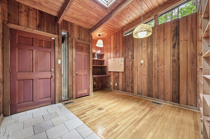 7304 Sunrise Rd, Chapel Hill, NC 27514