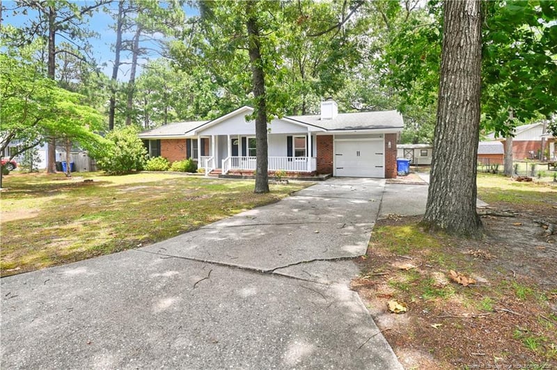 7316 Reedy Creek Dr, Fayetteville, NC 28314