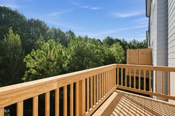 732 Mildred Oaks Ct, Cary, NC 27519