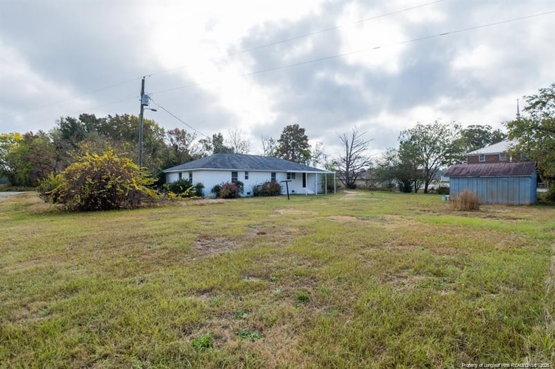 736 Tobermory Rd, Fayetteville, NC 28306