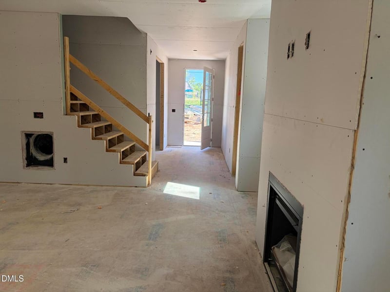 737 W Holly Springs Rd, Holly Springs, NC 27540