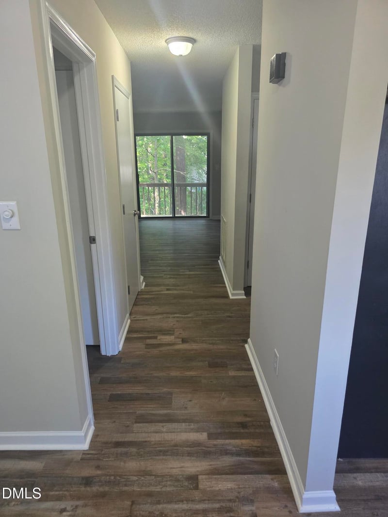 7389 Sandy Creek Dr, Raleigh, NC 27615