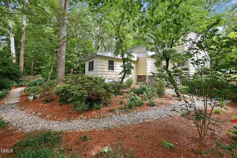 740 Currituck Dr, Raleigh, NC 27609