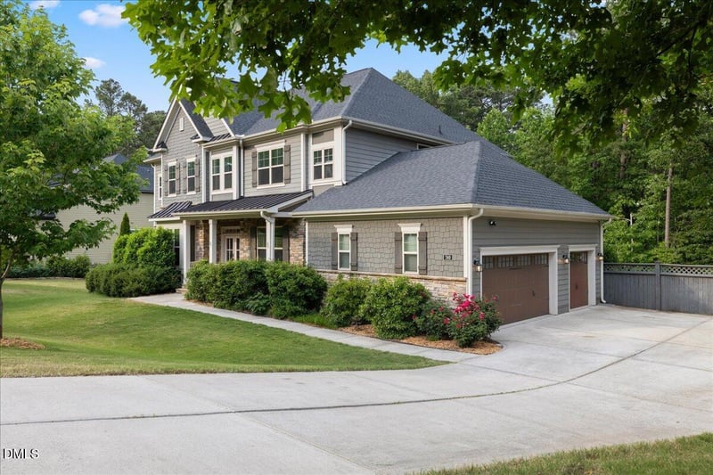 740 Peninsula Forest Pl, Cary, NC 27519