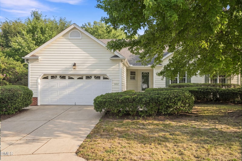 7409 Ivy League Ln, Raleigh, NC 27616