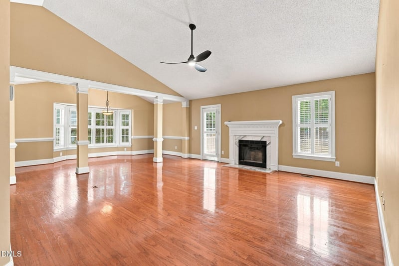 7409 Ivy League Ln, Raleigh, NC 27616