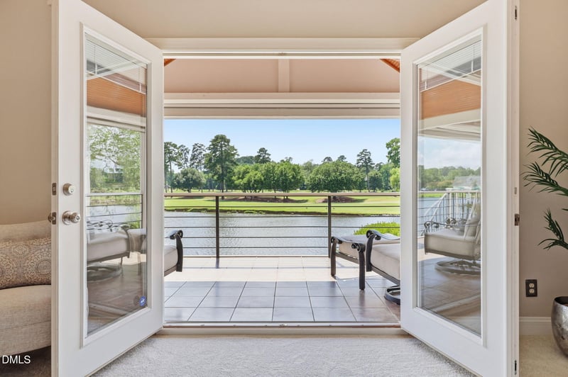743 Crabtree Crossing Pw, Cary, NC 27513