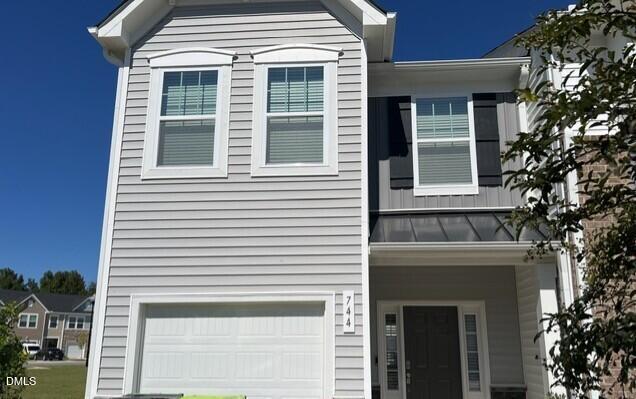 744 Ridge Cliff Ln, Zebulon, NC 27597