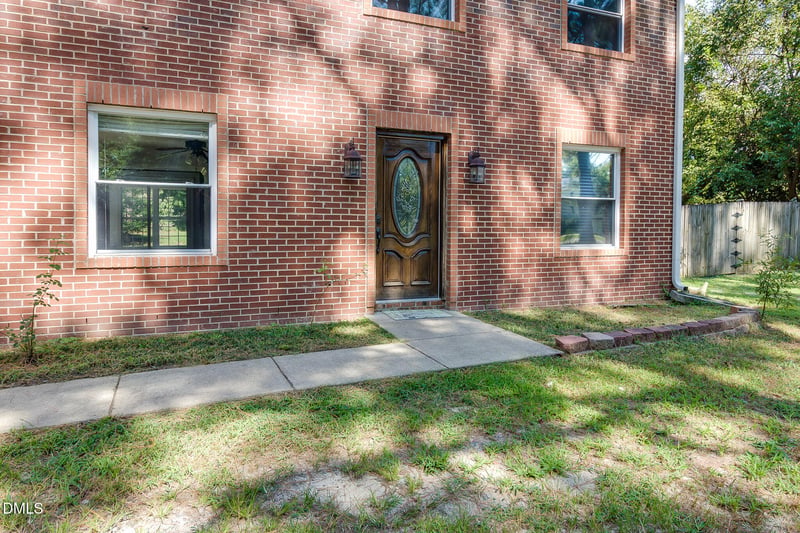 7444 Berkshire Downs Dr, Raleigh, NC 27616