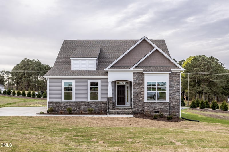 75 Ausban Ridge Ln, Four Oaks, NC 27524