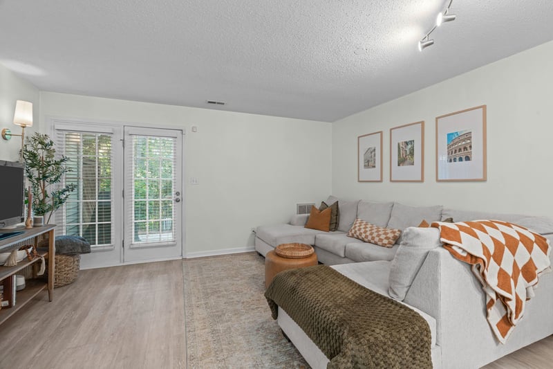 75 Forest Oaks Dr, Durham, NC 27705