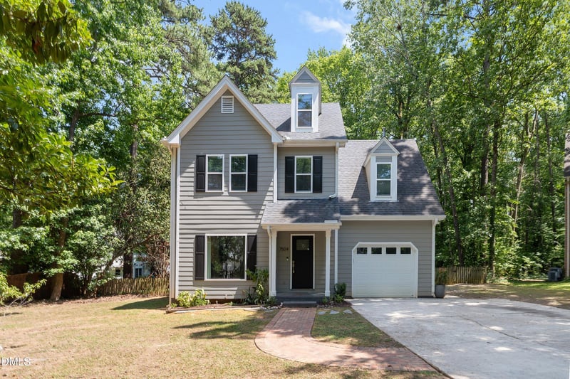 7504 Waverly Pl, Raleigh, NC 27613