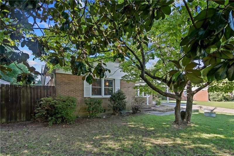 7509 Bridgeman Dr, Fayetteville, NC 28303