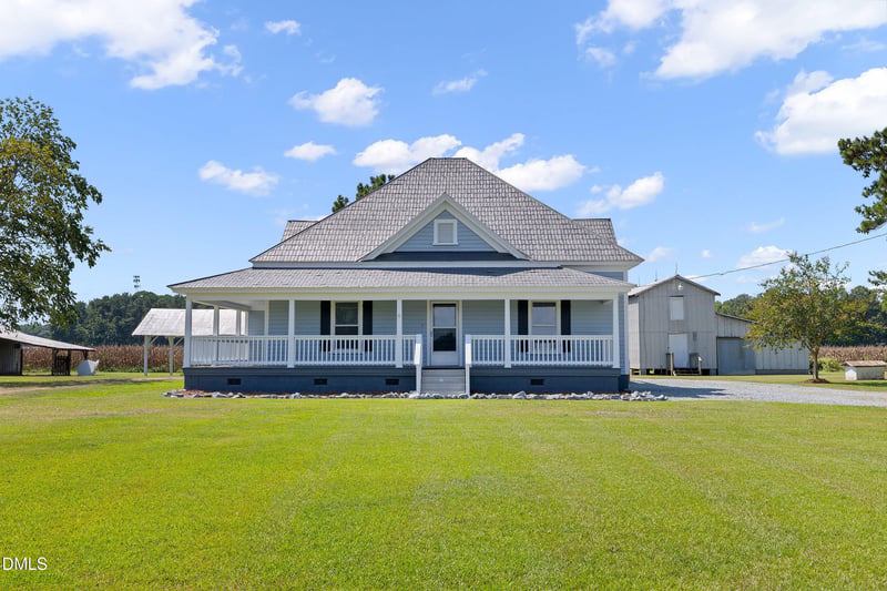 754 5 Points Rd, Benson, NC 27504