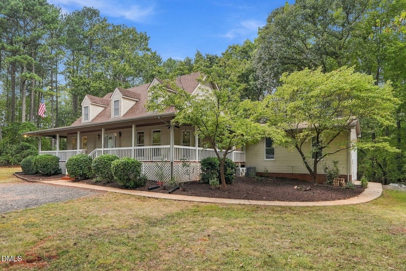 757 Turtle Creek Dr, Pittsboro, NC 27312