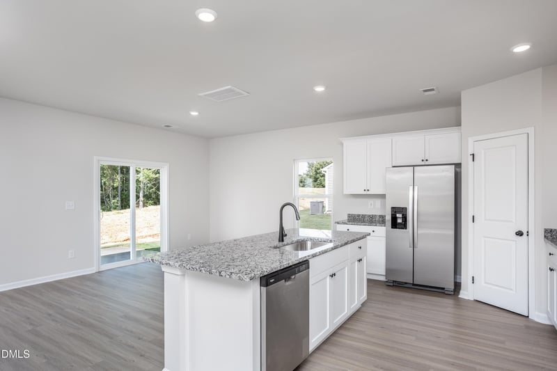 76 Foxton Pl, Angier, NC 27501