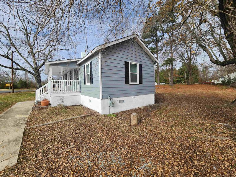 76 Lee St, Roxboro, NC 27573
