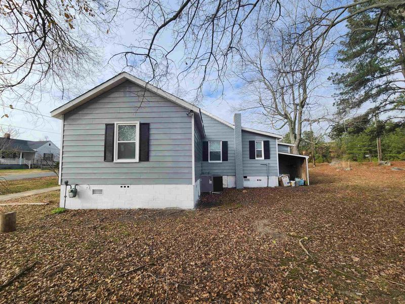 76 Lee St, Roxboro, NC 27573