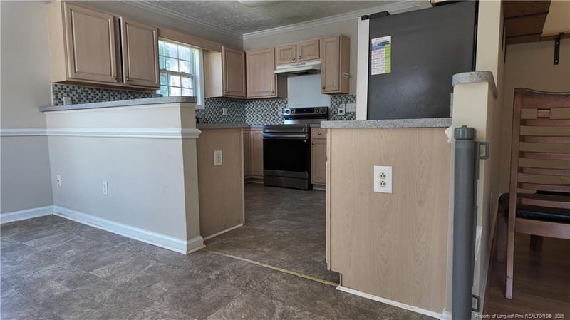 7601 Galena Dr, Fayetteville, NC 28314