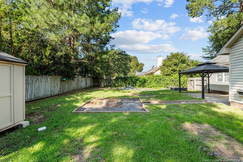 7601 Galena Dr, Fayetteville, NC 28314