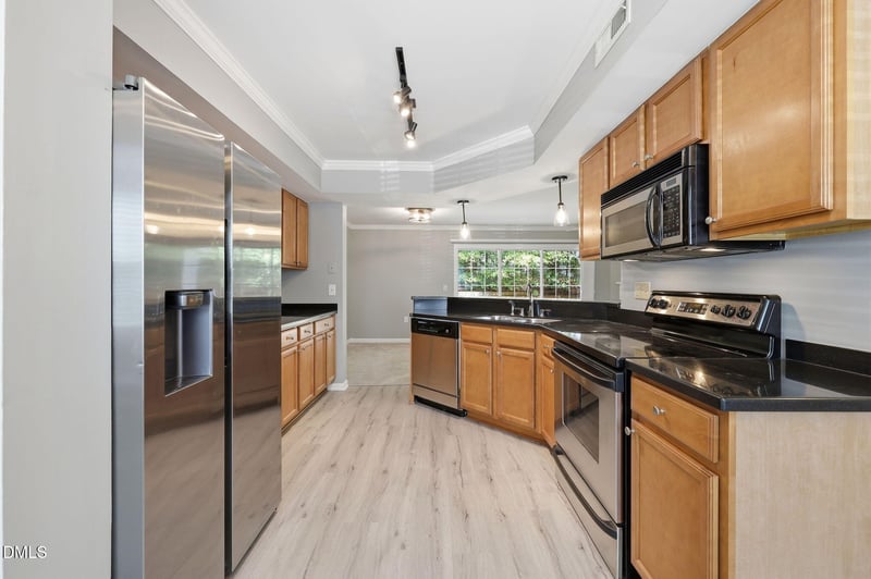 7605 Falcon Rest Cir, Raleigh, NC 27615