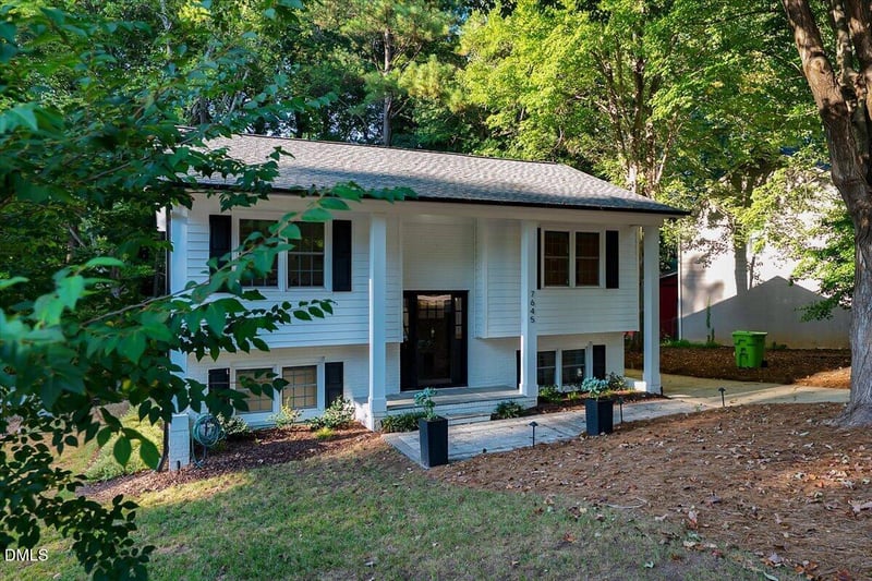 7645 Summerglen Dr, Raleigh, NC 27615