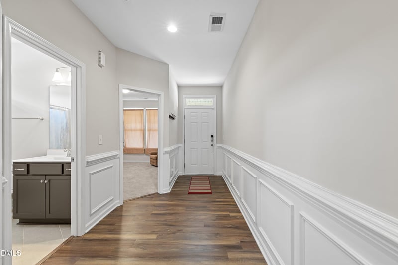 77 Carbone Ln, Clayton, NC 27527