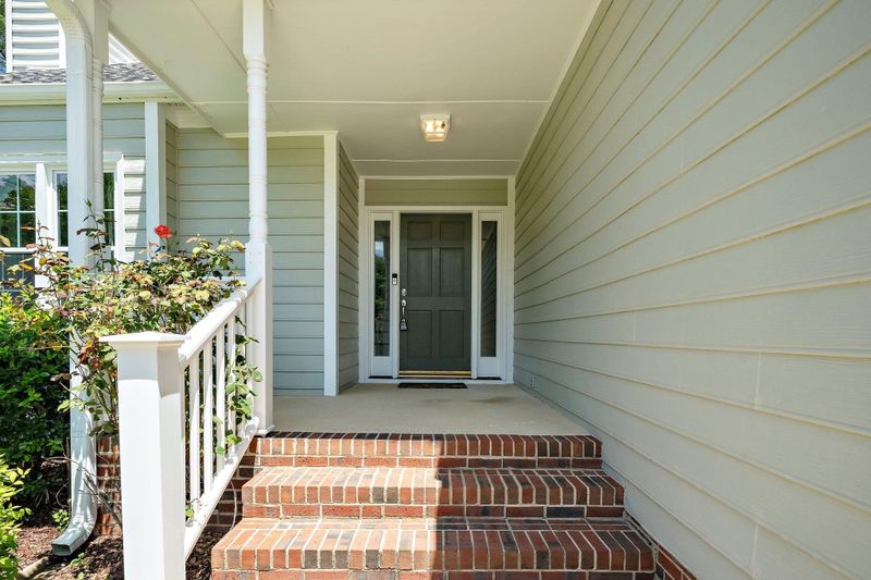 7700 Summercrest Dr, Apex, NC 27539