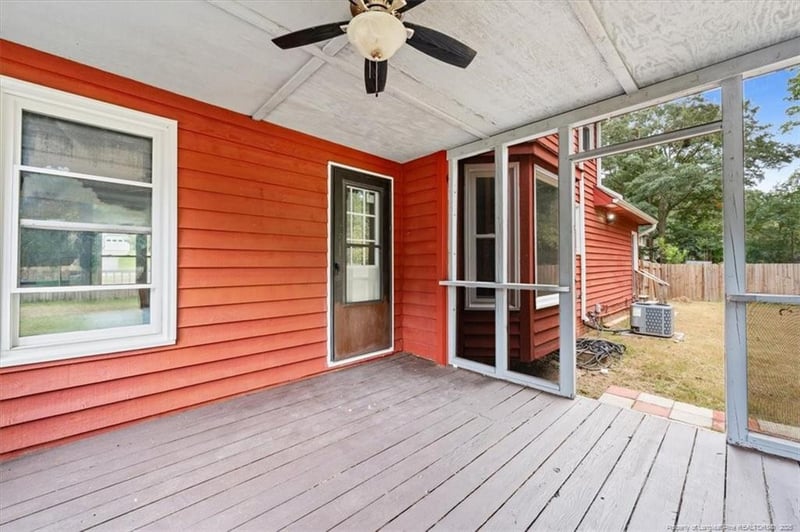 7721 Scottsdale Dr, Fayetteville, NC 28314