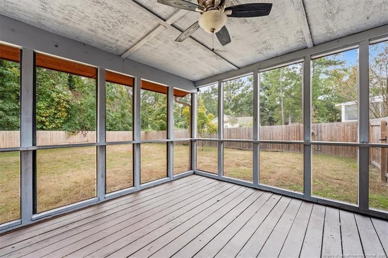 7721 Scottsdale Dr, Fayetteville, NC 28314