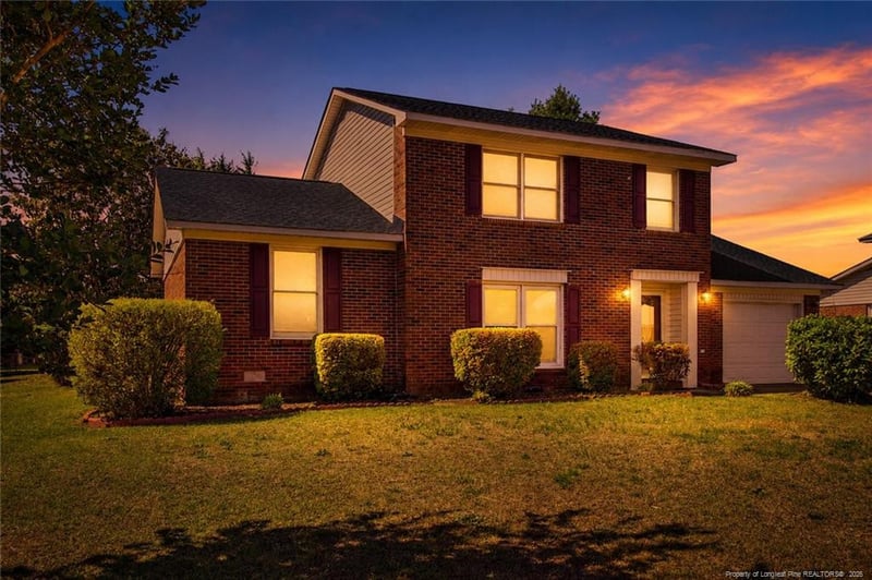 7742 All Saints Dr, Fayetteville, NC 28314