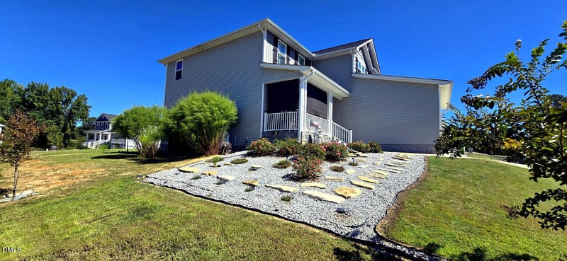 78 Bushel Basket Dr, Benson, NC 27504