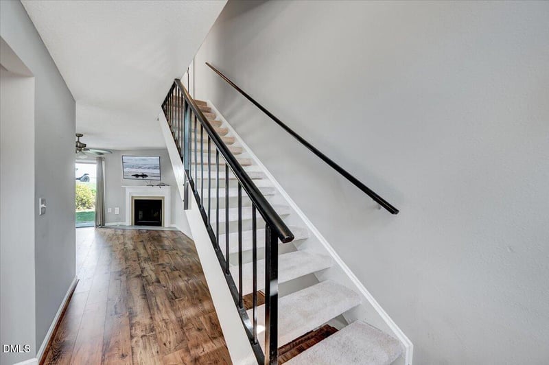 7802 Falcon Rest Cir, Raleigh, NC 27615