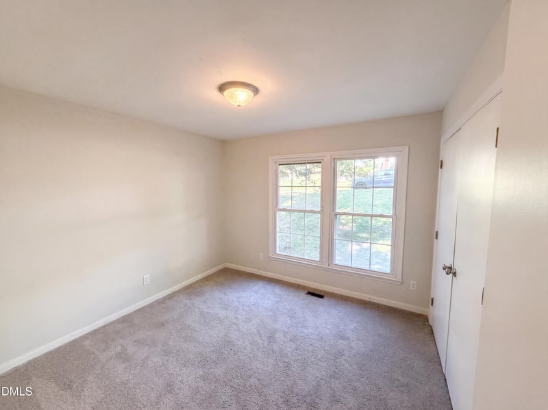7816 Foxwood Dr, Raleigh, NC 27615