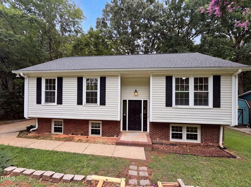 7816 Foxwood Dr, Raleigh, NC 27615
