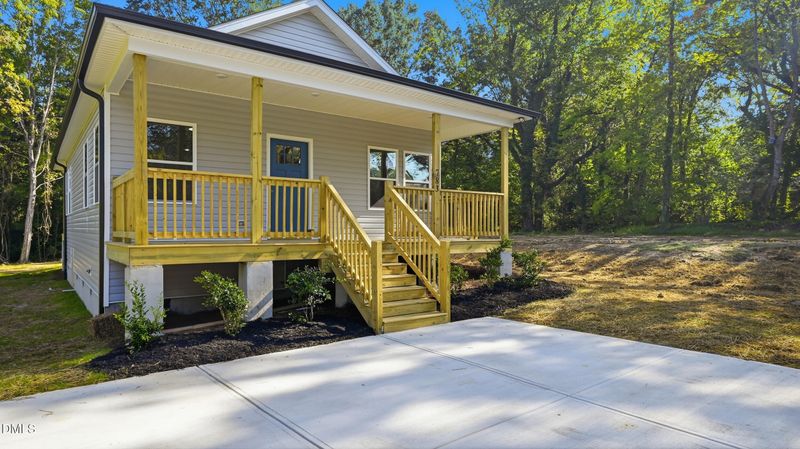 783 Meridian Ave, Burlington, NC 27217
