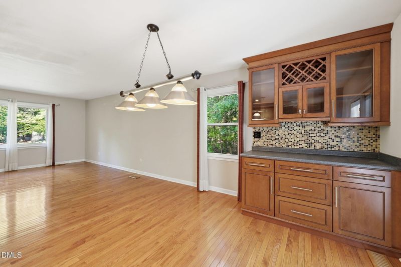 7904 Whitley Dr, Raleigh, NC 27613