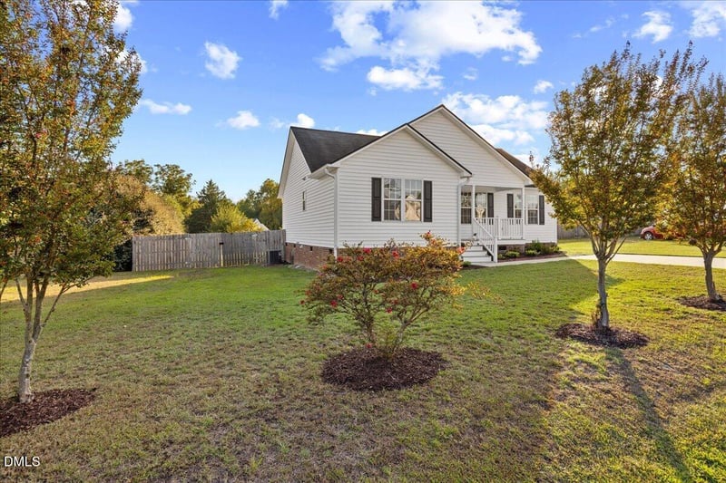 7908 Wilson Pond Ln, Fuquay Varina, NC 27526