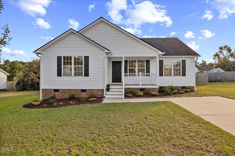 7908 Wilson Pond Ln, Fuquay Varina, NC 27526