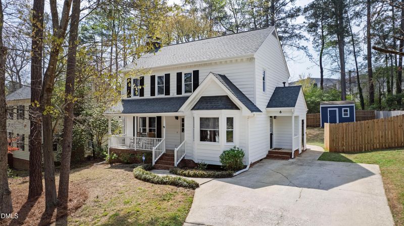 7909 Featherstone Dr, Raleigh, NC 27615