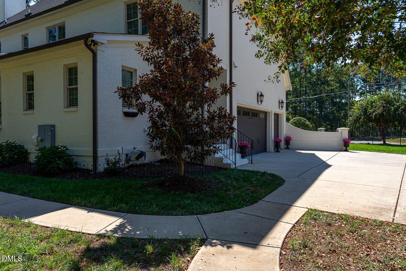 7926 Ray Rd, Raleigh, NC 27613