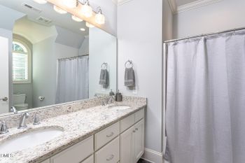7926 Ray Rd, Raleigh, NC 27613