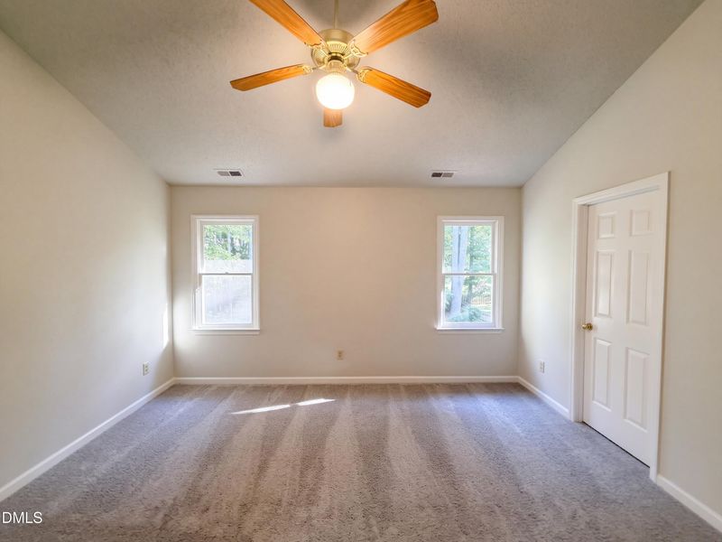 8 Big Bluff Pl, Durham, NC 27712