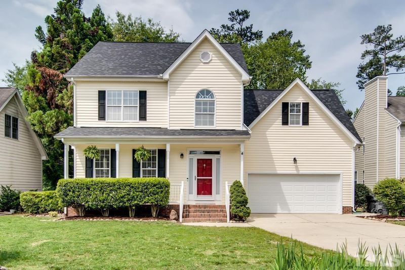 8 Silverwood Ct, Durham, NC 27713