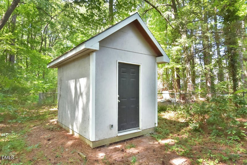 8 Tiffany Pl, Durham, NC 27705
