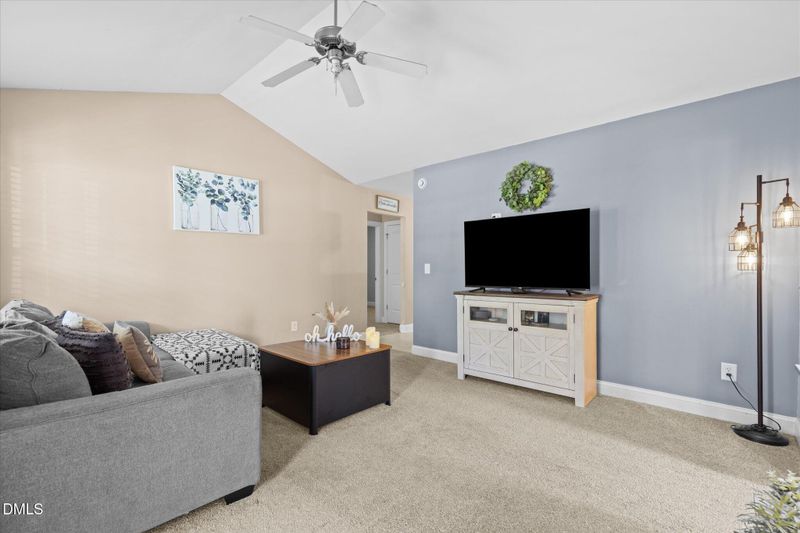 80 Alcock Ln, Youngsville, NC 27596
